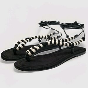 Zara Ankle Wrap Flat Sandal Lace Up Black/White Gladiator Boho Sz 8.5 US 39 EU